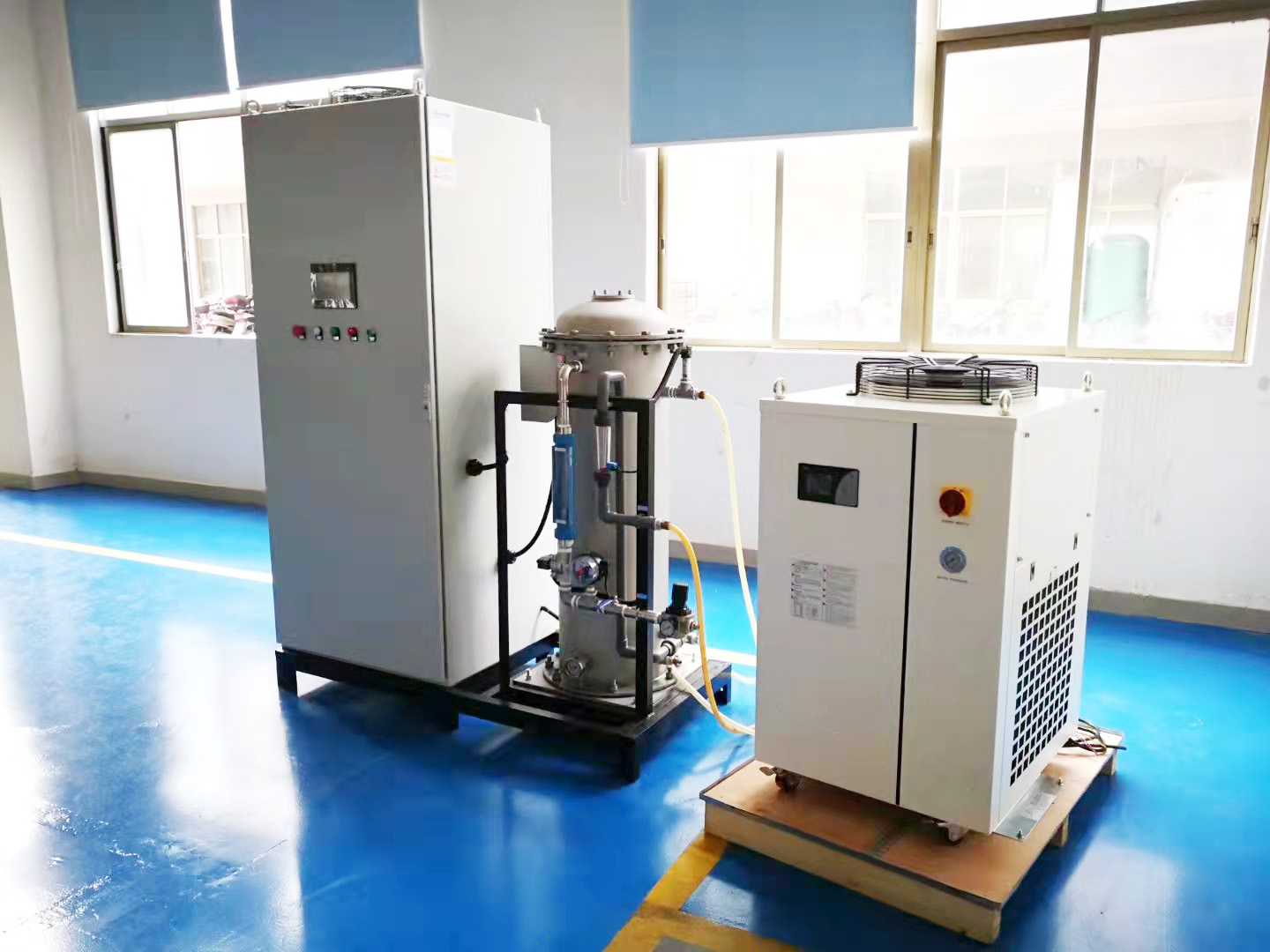 ozone water chiller.jpg