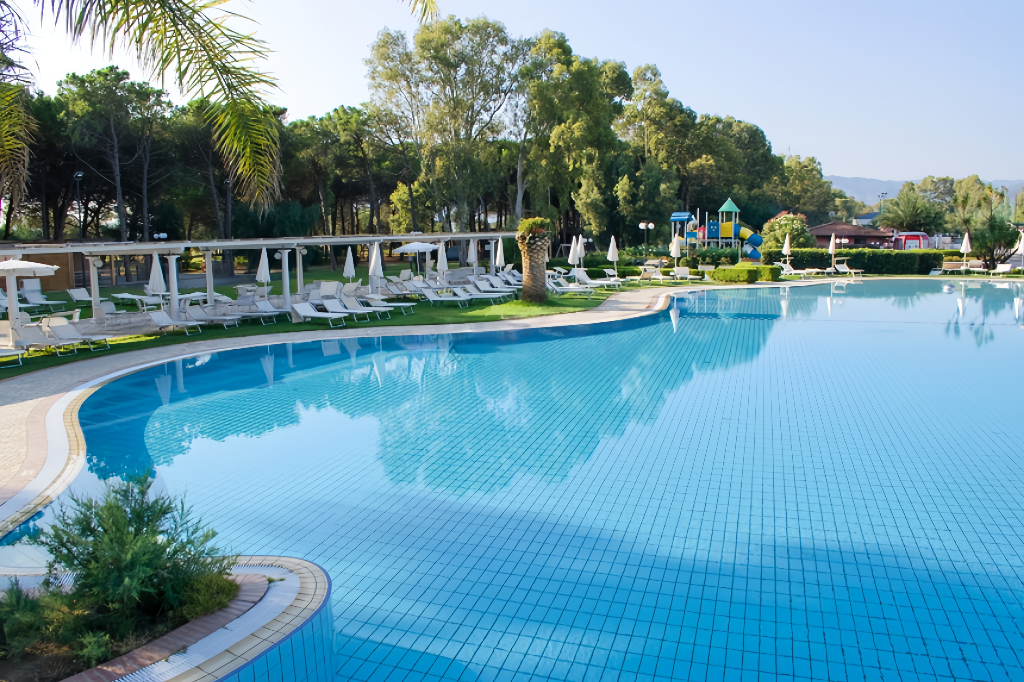 Swimming Pool.png